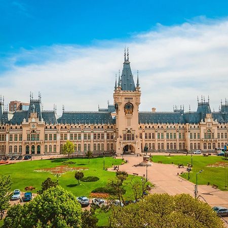 Iasi Ultra Central Apartment Self Check-In Eksteriør bilde