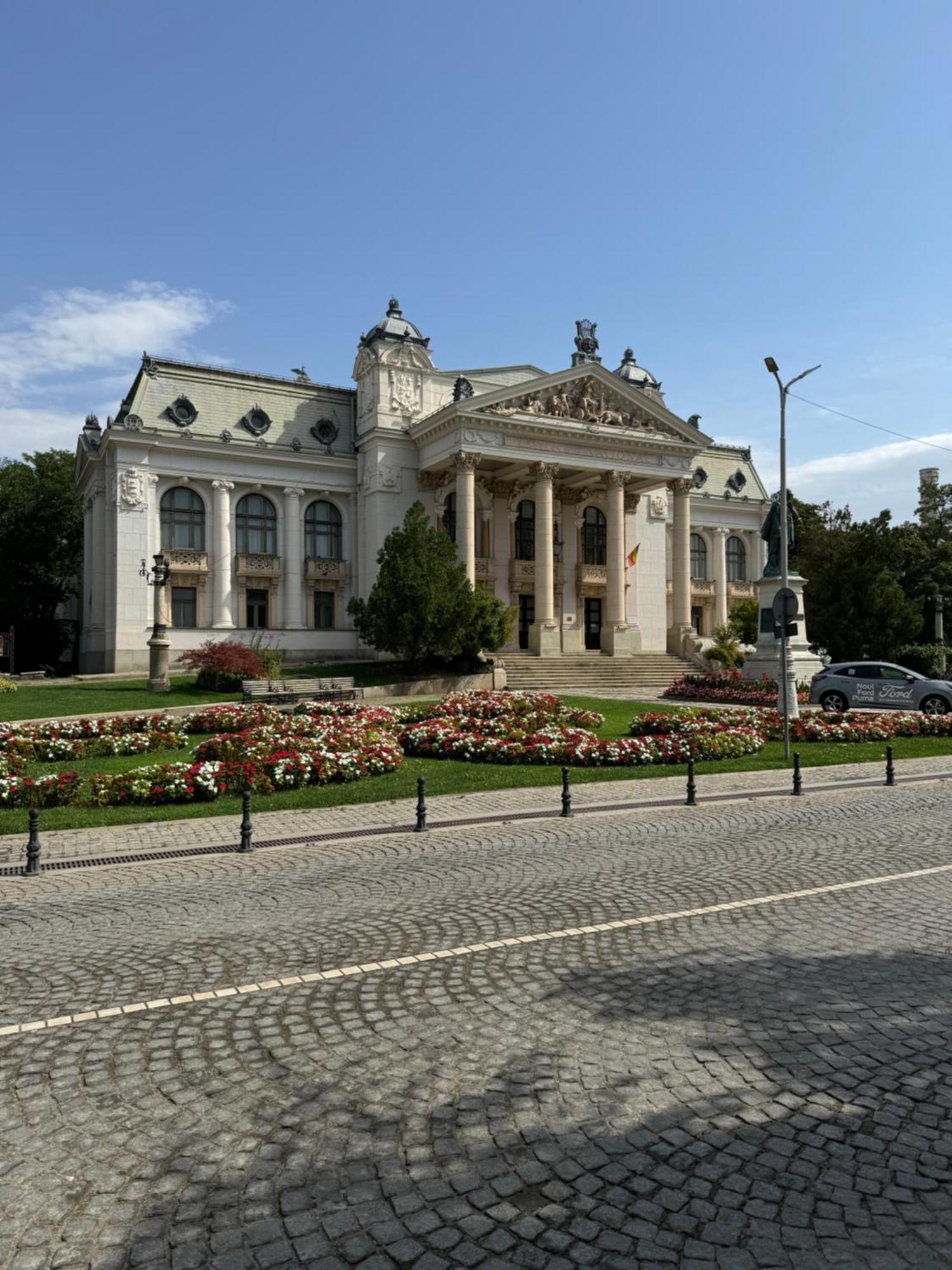 Iasi Ultra Central Apartment Self Check-In Eksteriør bilde